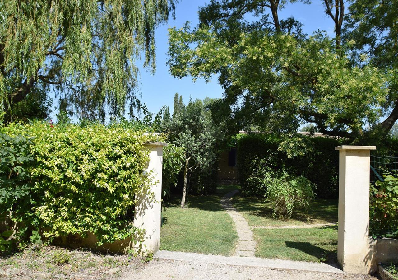 La Maison Des Invites Pernes-les-Fontaines Esterno foto